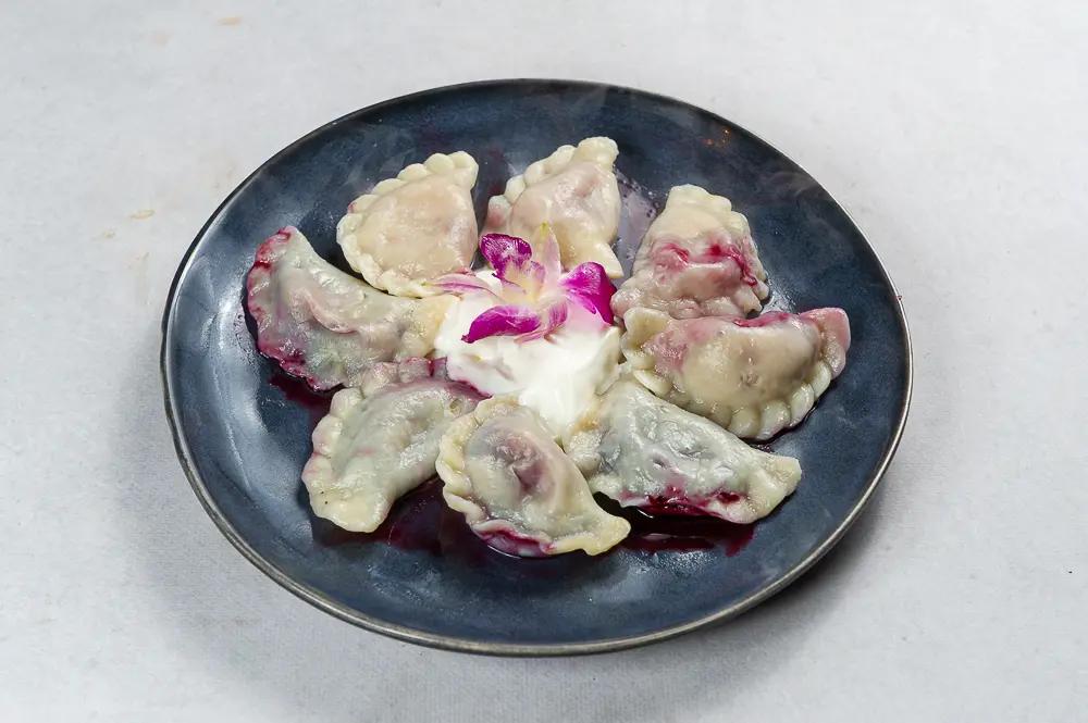 Pierogi z owocami w Restauracji Krakoski na Kazimierzu w Krakowie.